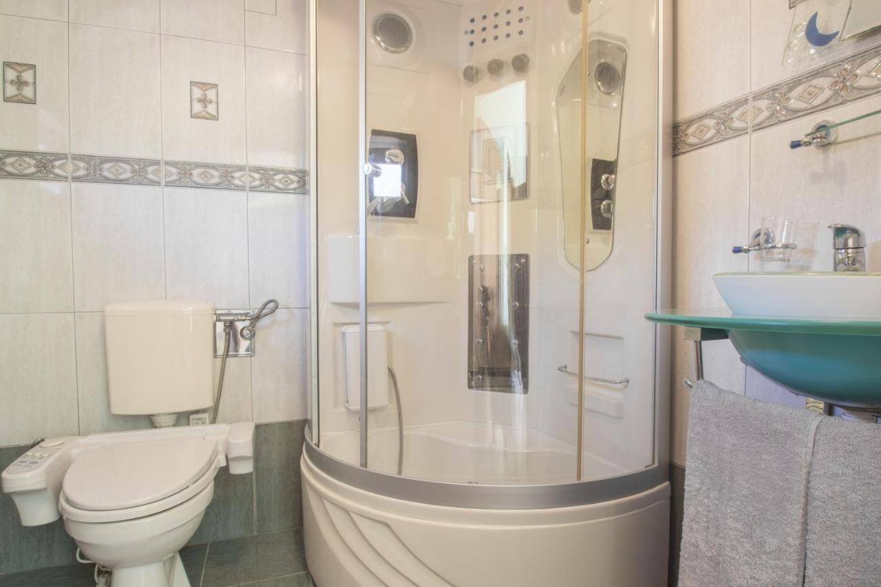 Apartments Oaza ดรามัลย์ ภายนอก รูปภาพ